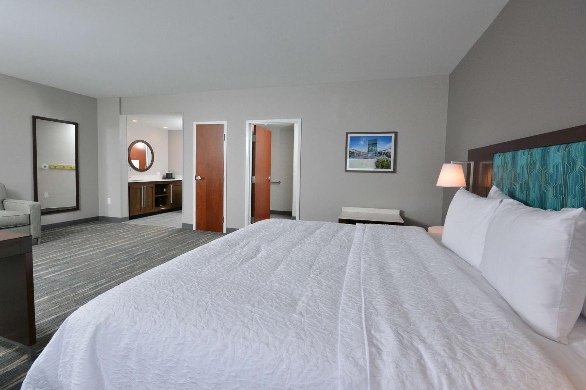 Hampton Inn & Suites Charlotte North I 485 Εξωτερικό φωτογραφία